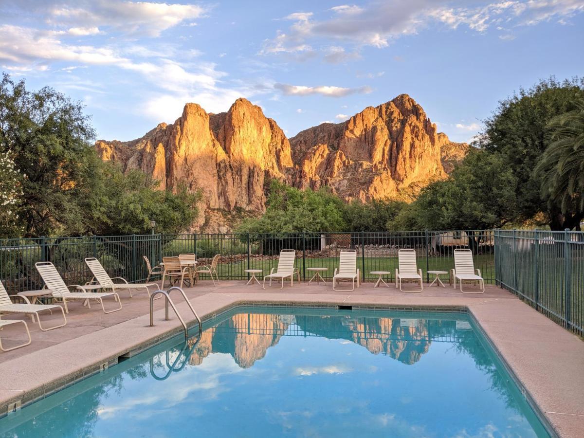 Saguaro Lake Ranch ファウンテンヒルズ エクステリア 写真